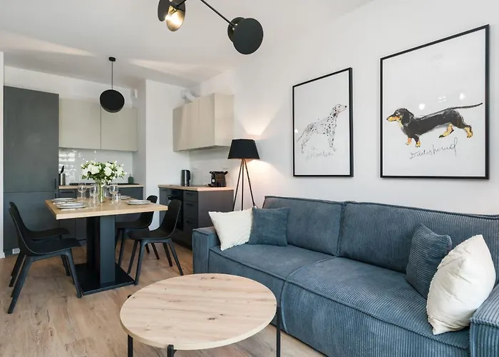 Bukowska 18 Apartment With Balcony Mtp Poznan By Renters