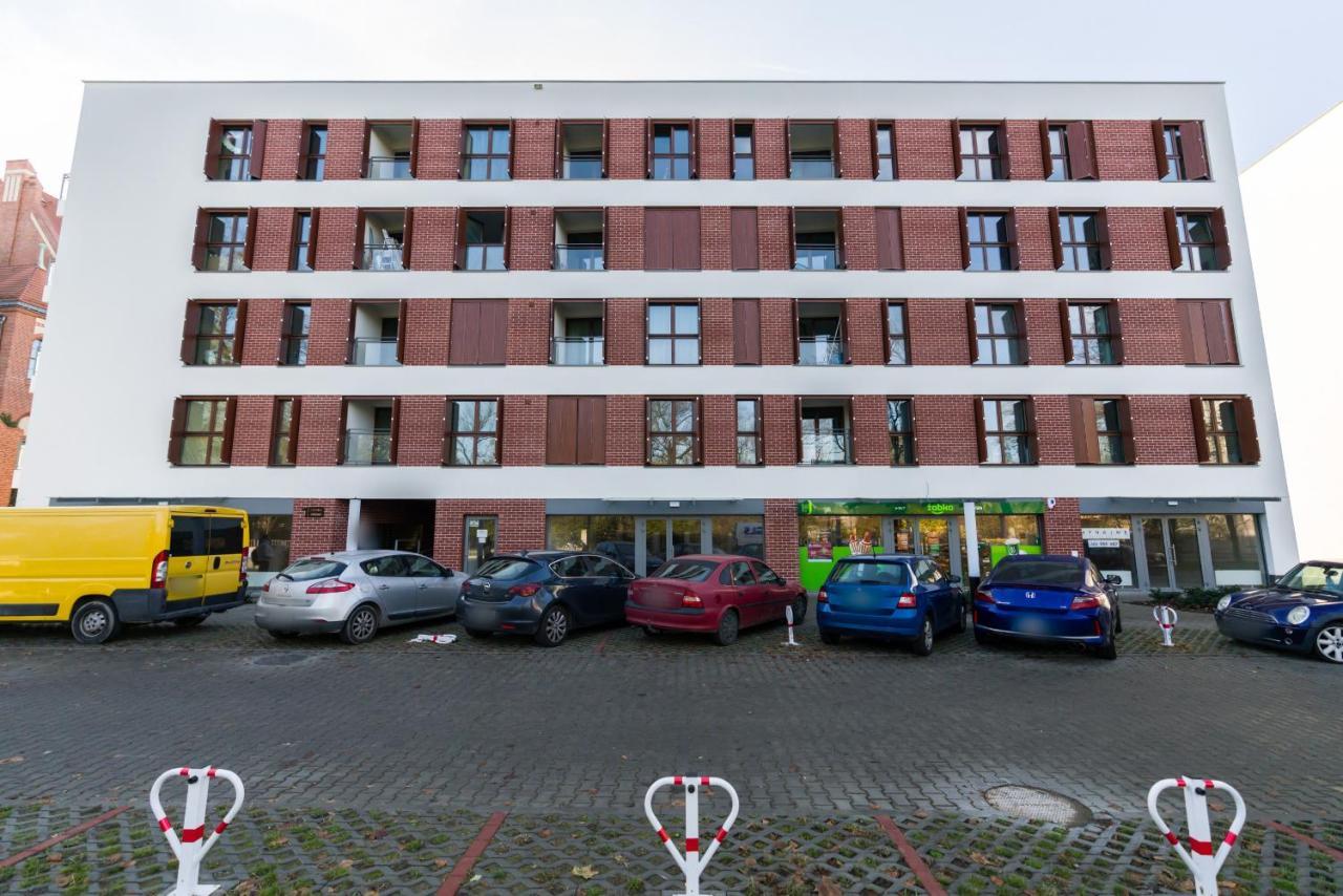 Bukowska 18 With Balcony Mtp By Renters Apartment Poznan
